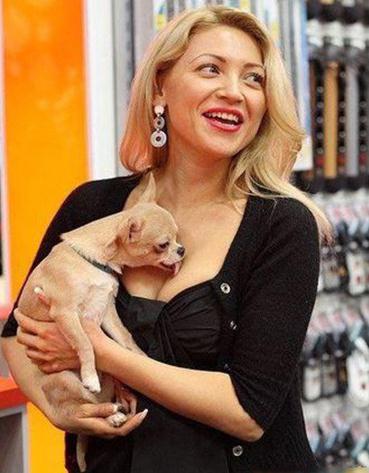 ����Ҳ��ɫ��ϲ�g�ǶY��Ů�ĺ�ɫ����M�D