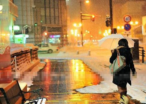 �ձ�Ů�˶��촩ȹ�Ӳ���᣿�����ձ�Ů�˞�ɶһ���ļ�����ȹ��