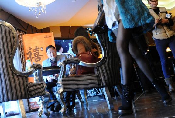 �|�f�������H�F������h���䣬169��Ů�����s5�����