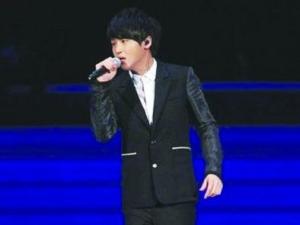 蘇醒回應毆打情敵 承認遭李煒偷腥女友夏航燕