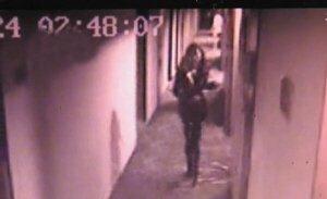 �^�Y���ӼsŮ�W���_�����_����͵����������׷�أ��Z������������4��