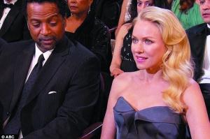 �W˹�������_��������裬�W˹�������˴������ڱ����^�����R�]Ů����