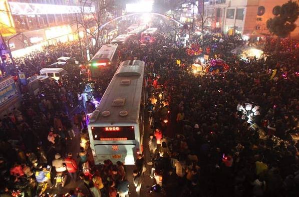 ��������Ԫ�����^���˔D����չ���F���޺�һƬ�M�D