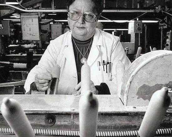 世界上各種罕見最奇葩的職業 工資收入不菲 聞屁師待遇年薪30萬