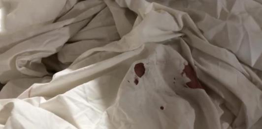 爆酒店白床單清洗全過程:帶血床單和普通被罩混洗 違規(guī)原料暴力蒸白