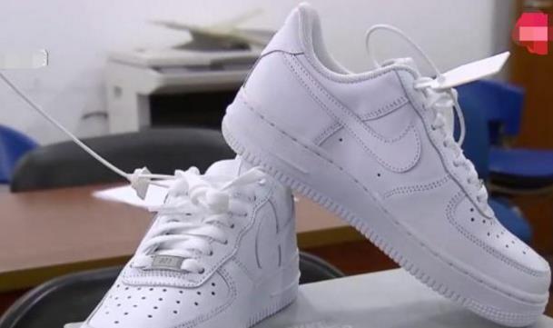 大學生在網上買鞋子,每次都在7天內退貨,商家發現貓膩立即報警!