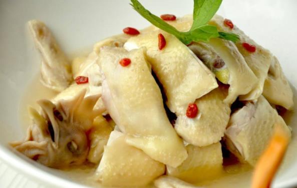 產(chǎn)婦能吃雞肉嗎?坐月子能不能吃雞肉