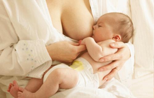 哺乳期拘奶是怎么回事?拘奶了怎么辦?哪些原因導致拘奶