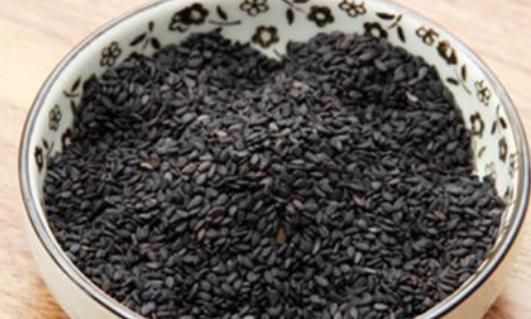 產(chǎn)后可能會(huì)導(dǎo)致胸部變小 4種豐胸秘訣要記住