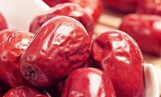 產后掉發脫發是新媽媽都會面臨的問題 五招幫助改善產后脫發