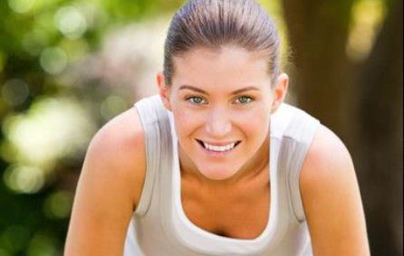 剖腹產(chǎn)后腰痛很難受 這6個技能幫你擊退產(chǎn)后腰痛