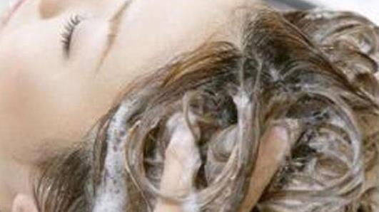 坐月子也是比較容易上火的時期 坐月子四大原則要記好