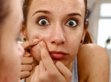 用什么方法祛斑效果好?俏顏黛祛斑好評(píng)如潮