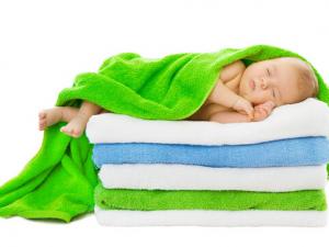 嬰兒浴巾什么材質好?嬰兒浴巾怎么選擇?