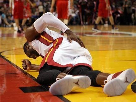 急性腰扭傷后如何處理?急性腰部扭傷的急救方法