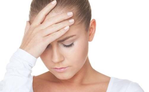 例假發燒頭疼怎么回事 例假時吃什么好