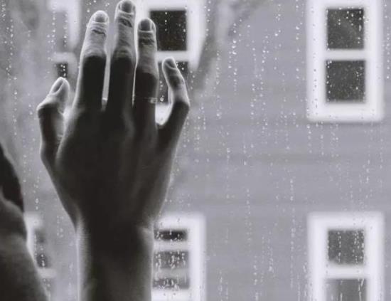 好端端的人怎么會得抑郁癥?女兒得了抑郁癥整天玩手機怎么辦?