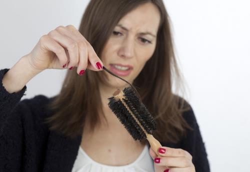 經常掉頭發怎么辦?掉頭發的原因有哪些
