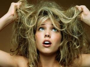 如何應(yīng)對護理不當(dāng)所致脫發(fā)?脫發(fā)怎么辦