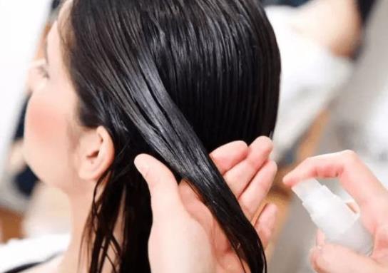 頭發枯死了還能染黑嗎?頭發染成了黑色想再染顏色怎么辦?