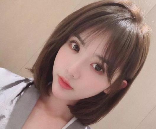 鎖骨卷是半燙還是全燙?鎖骨發怎么扎好看