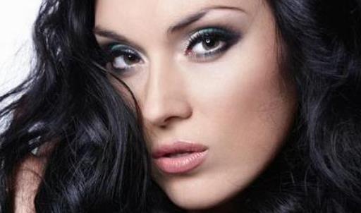 燙發(fā)后掉頭發(fā)該怎么辦 燙發(fā)后該怎么護(hù)理頭發(fā)