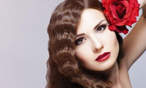 頭發油的原因以及解決辦法 頭發油的話要怎么護理