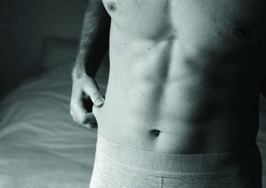 男性小便出血的原因-怎樣預防男性小便出血