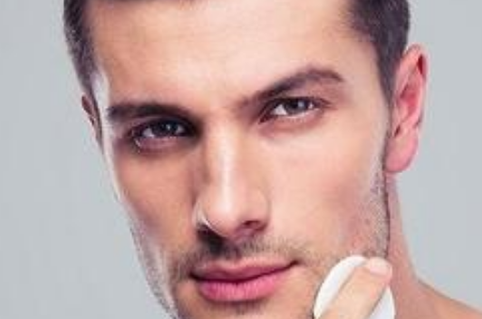 男性喜歡裸睡是好事 介紹5種男人裸睡的好處