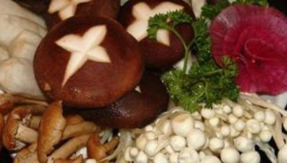 健康的精子是孕育新生命的基礎(chǔ) 推薦4類食物幫助男性補(bǔ)精子