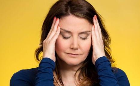 女性更年期易導(dǎo)致情緒不穩(wěn)定 女性更年期吃什么食物