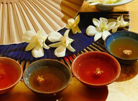 ����Ů�˺�ʲô��ã�Ů�Դ����B�����䷽