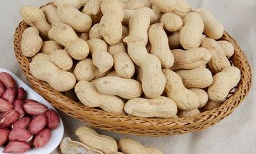 女性吃零食能緩解緊張情緒 8種零食幫到你