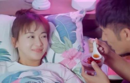 女朋友說肚子疼怎么回答 女朋友說肚子疼標準回復答案