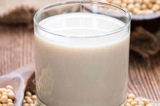 女性更年期綜合癥是女性正常的生理表現 推薦4種更年期吃的食物