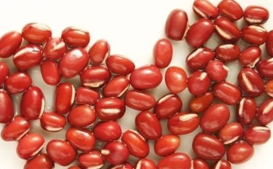 紅豆是我們常吃的粗糧之一 女性吃紅豆的四大好處