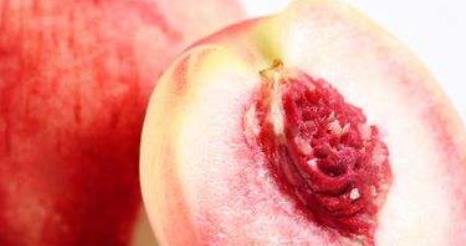 夏天是水果最繁多的季節(jié) 5種人不宜吃桃子