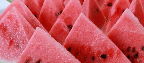 夏天是水果最繁多的季節(jié) 5種人不宜吃桃子