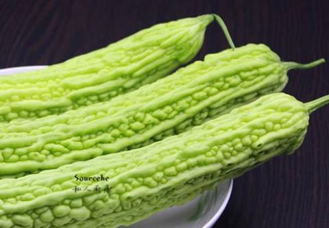 夏季天氣炎熱身體會出現很多不適癥狀 女人們夏天吃的6種蔬菜