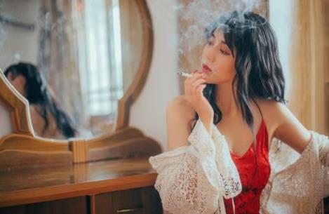 女性干什么會傷害到卵巢呢 關于卵巢的保養知識