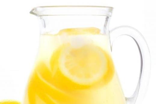 喝蜂蜜有助于排毒嗎 女性排毒用什么方法好