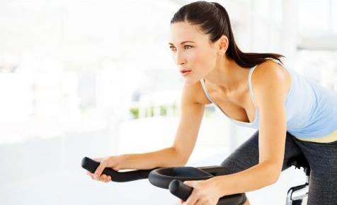 女性過早絕經的話怎么辦 女性絕經期有什么癥狀表現