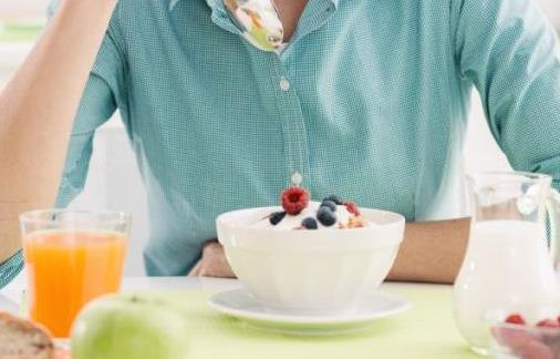 女性怎么吃能夠更容易的懷孕呢 女性日常保健卵巢的方法