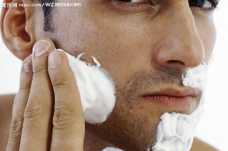 冬季男士護膚保養之道:男士護膚3步走(潔面,剃須,護膚)