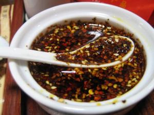 陜西涼皮辣椒油的做法-辣椒油的功效與禁忌