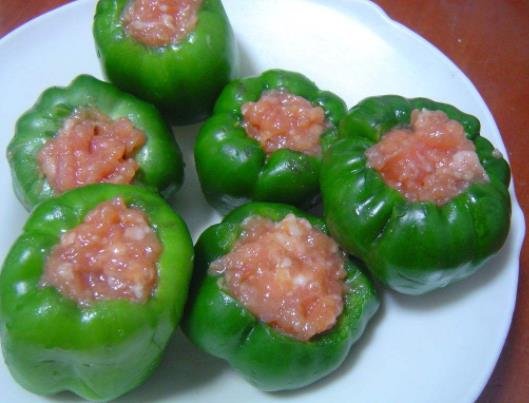 辣椒包肉怎么做好吃?辣椒包肉的做法