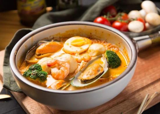 做冬陰功湯要哪些食材?冬陰功湯怎么做?