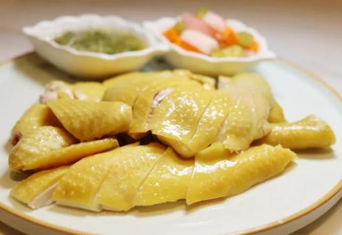 白切雞蘸料怎么調(diào)好吃?白切雞的烹飪技巧