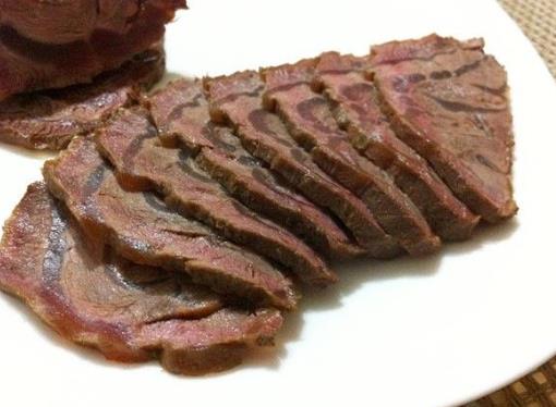 減肥期間能吃醬牛肉嗎?涼拌醬牛肉怎么拌才好吃?