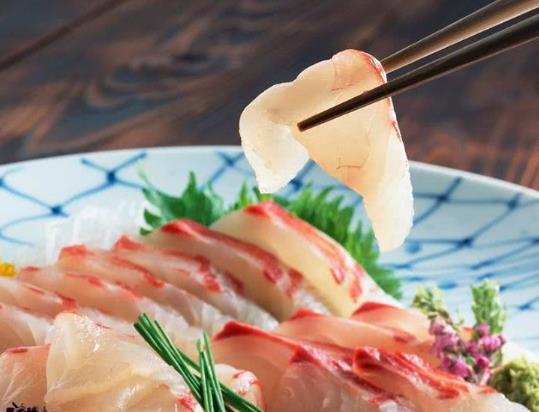 用三文魚魚尾做刺身好吃嗎?吃刺身為什么要蘸芥末?